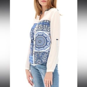 Desigual light long sleeve shirt with lace detailing